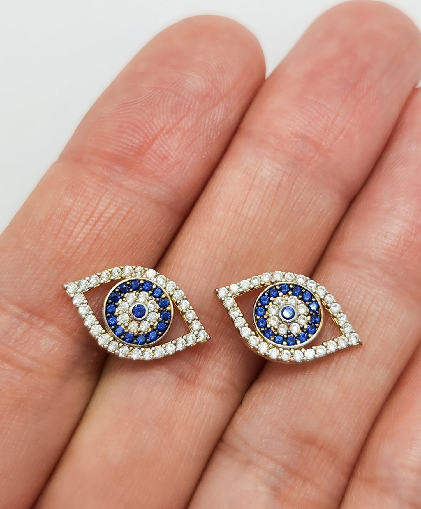 Aretes de ojito turco