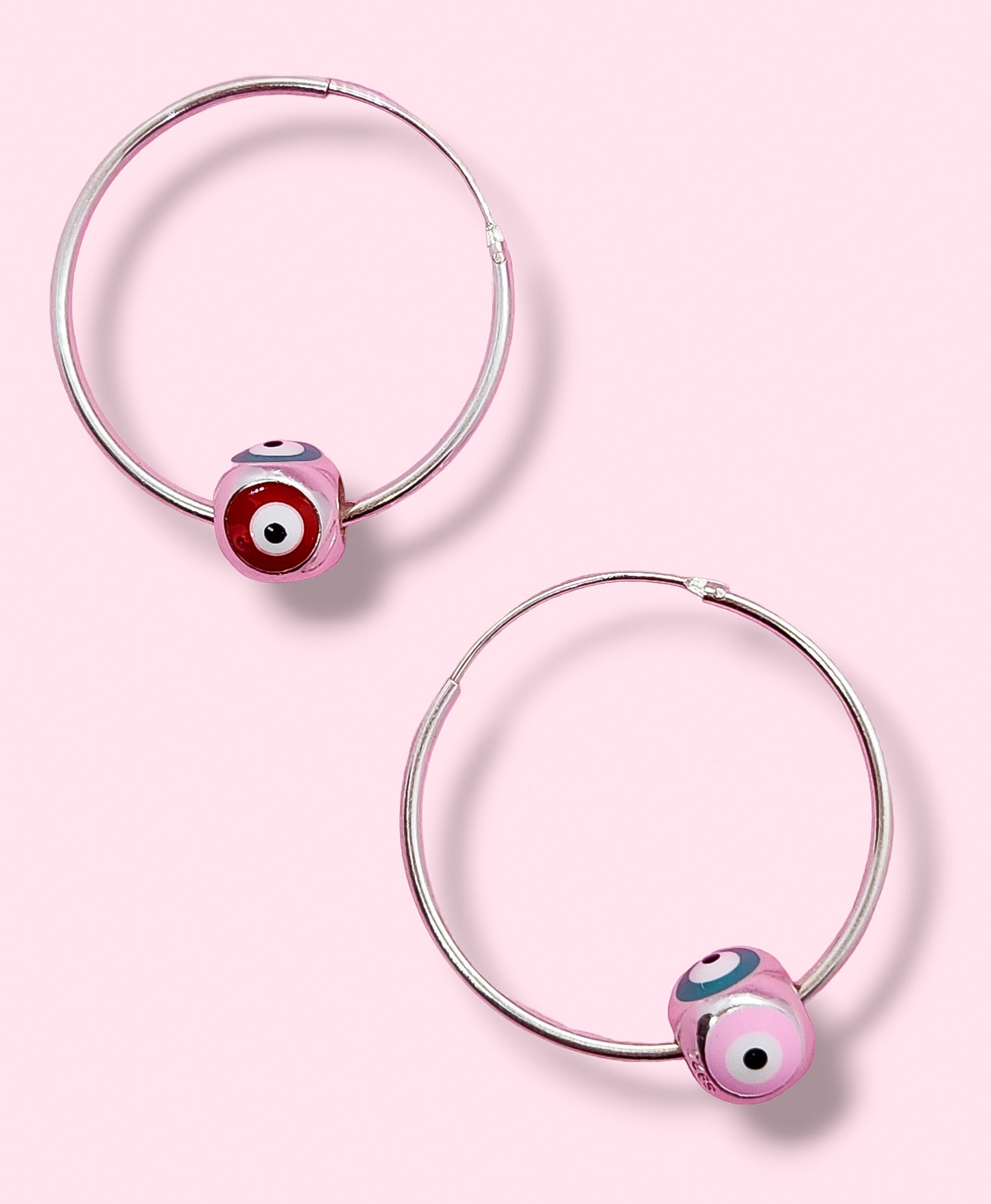 Arracadas con charm de ojito turco