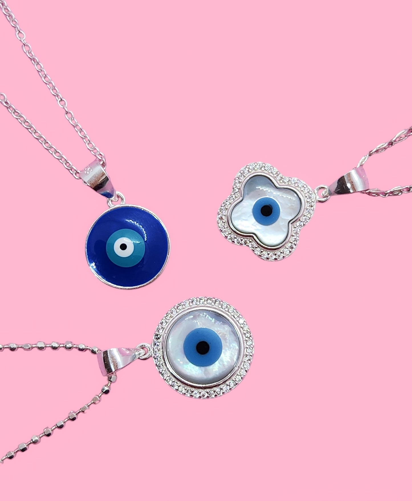 Gargantilla con dije de ojo turco en forma de flor (madre perla)