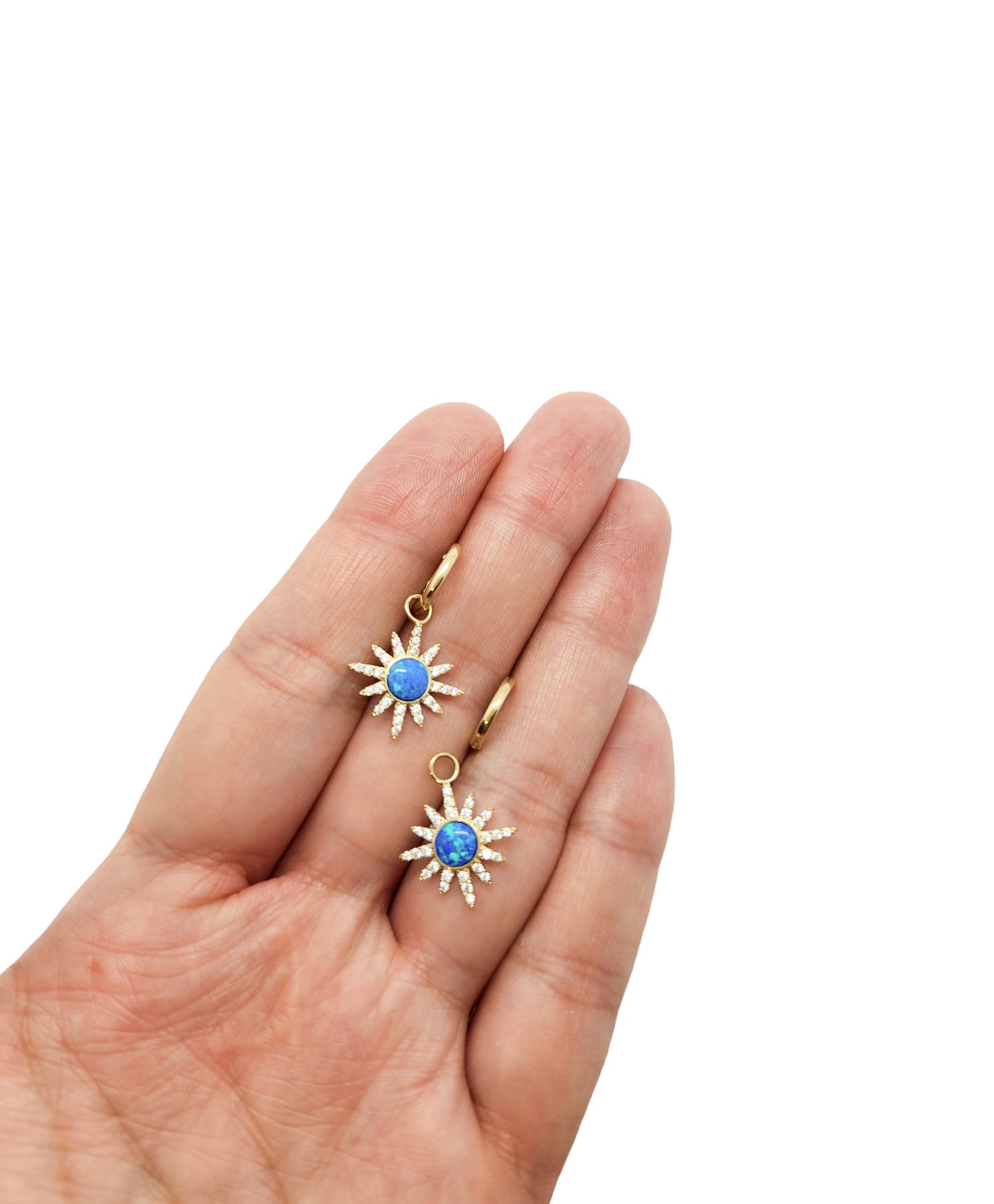 Huggies con charm estrellas intercambiables