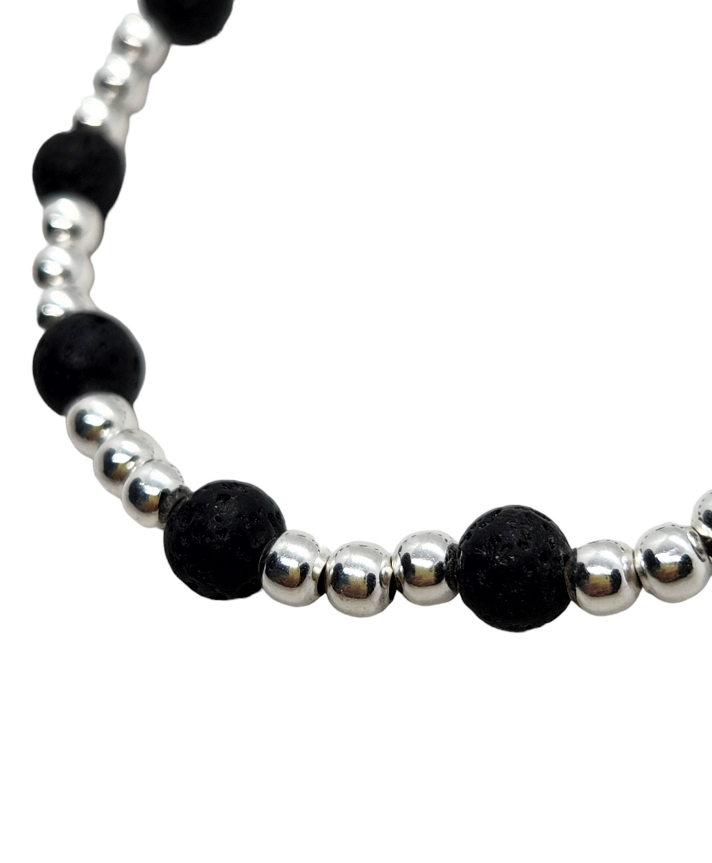 Pulsera de plata con piedra volcánica