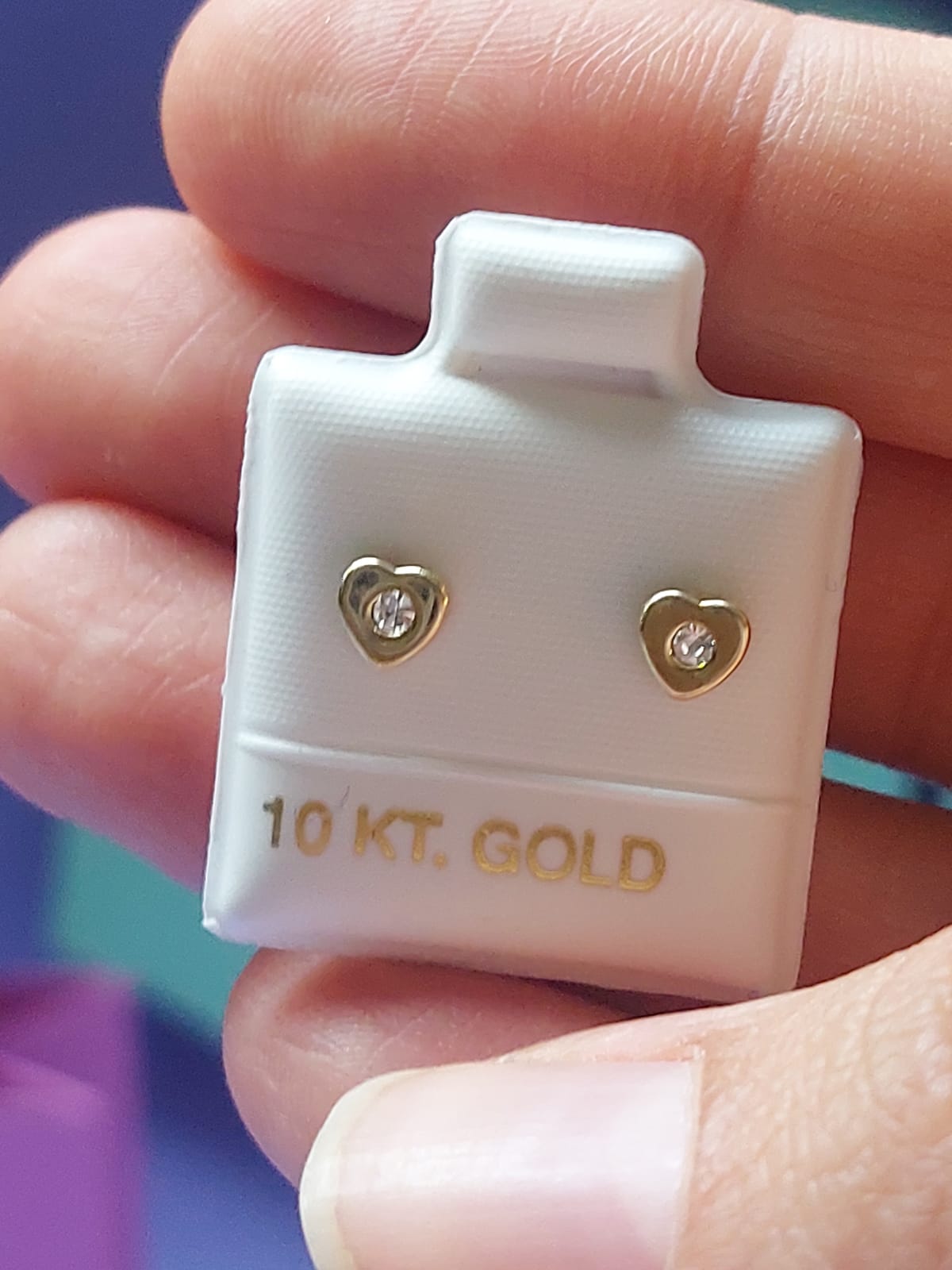 Broquel Oro 10k corazón zirconia