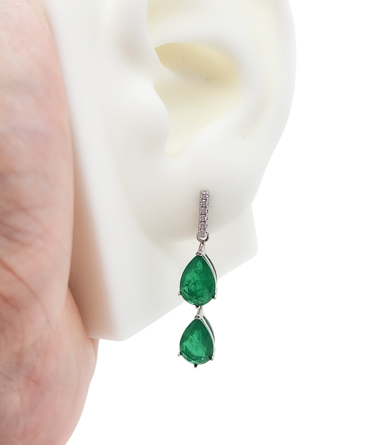 Aretes largos doble gota color verde esmeralda